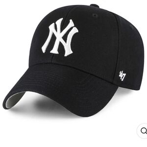 New york Yankees 47 Black and White Cap